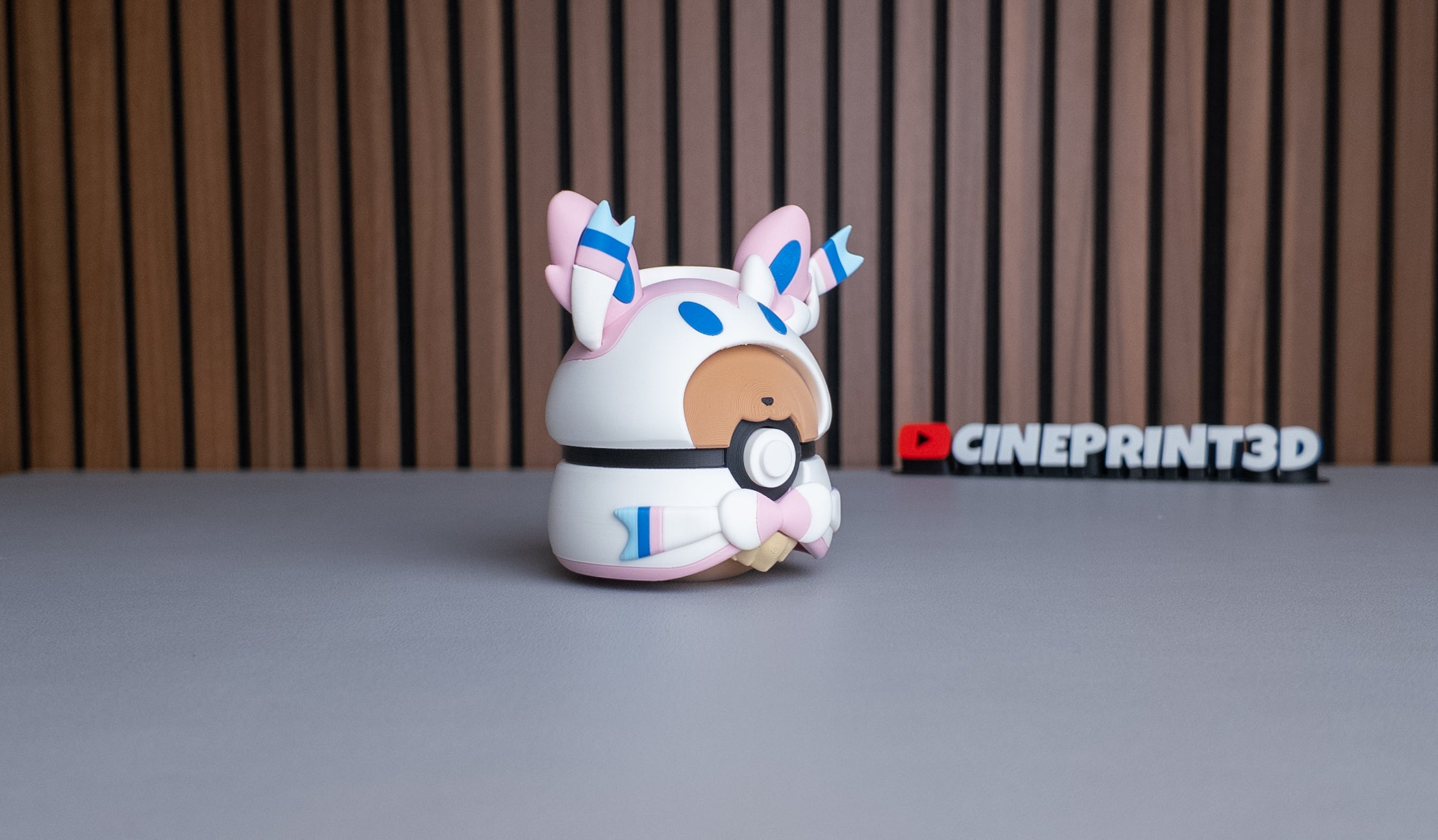 Eevee Sylveon Poncho Ball