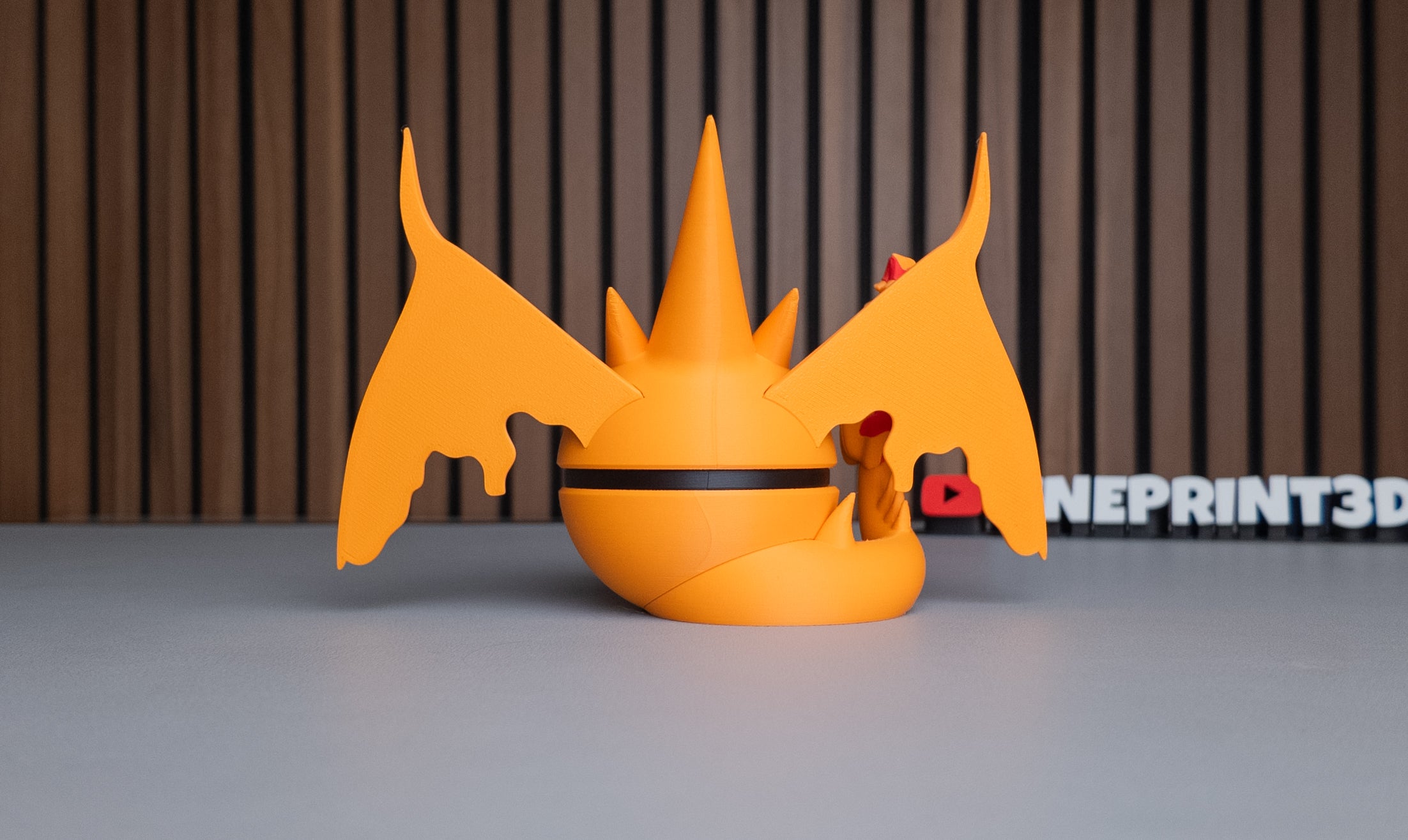 Mega Charizard Y Ball