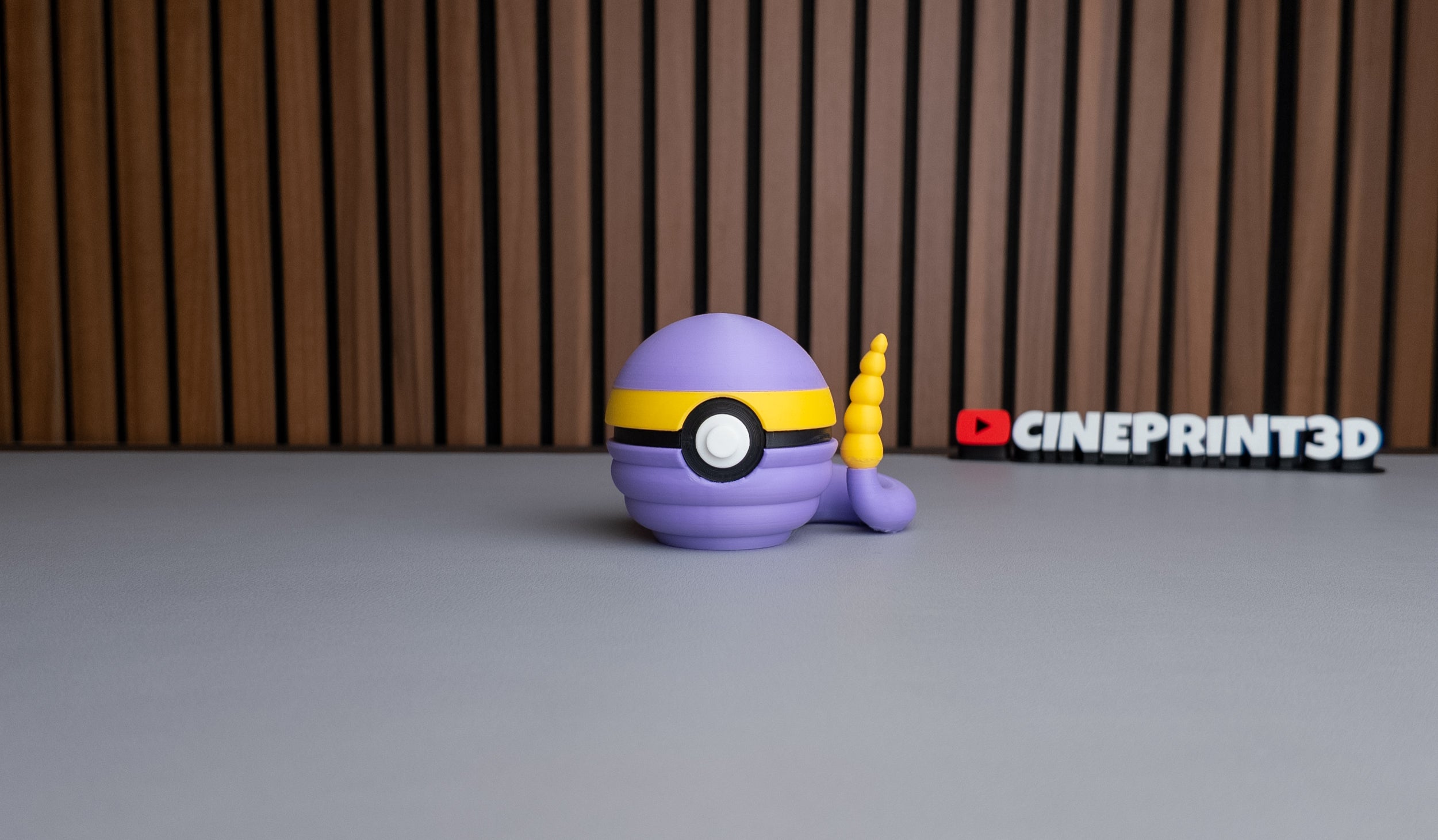 Ekans Ball